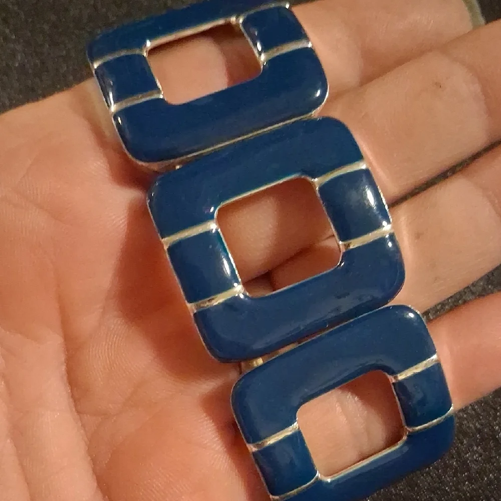 Macy's Blue Geometric Wearable Bracelet